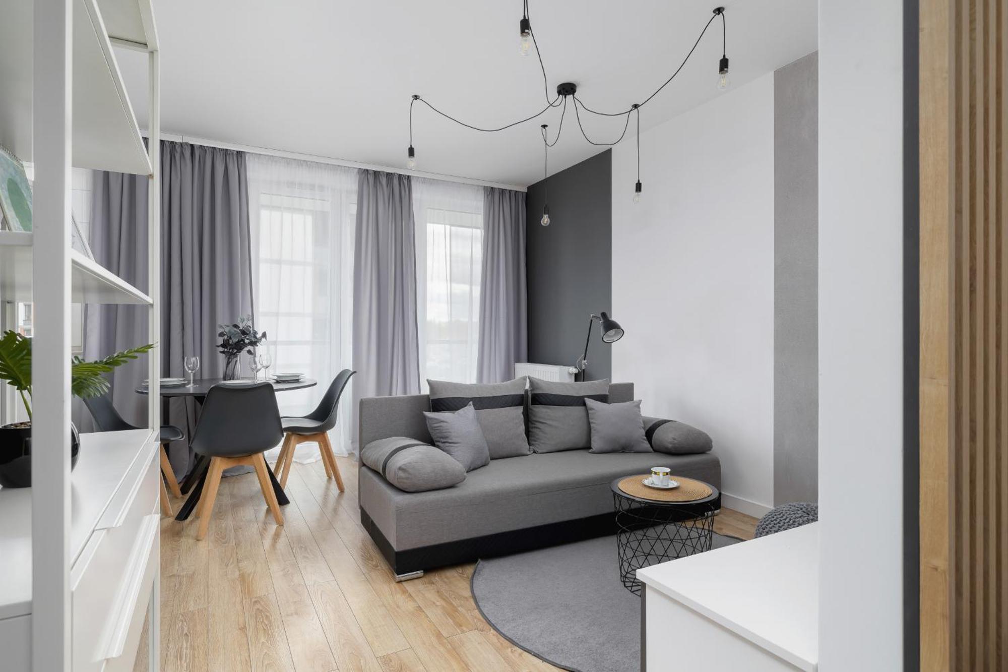 Elegant Apartment In Cracow With Balcony, Parking And Desk By Noclegi Renters Cracovie Extérieur photo